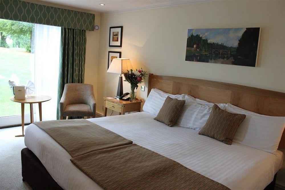 Tewkesbury Park Hotel Room photo